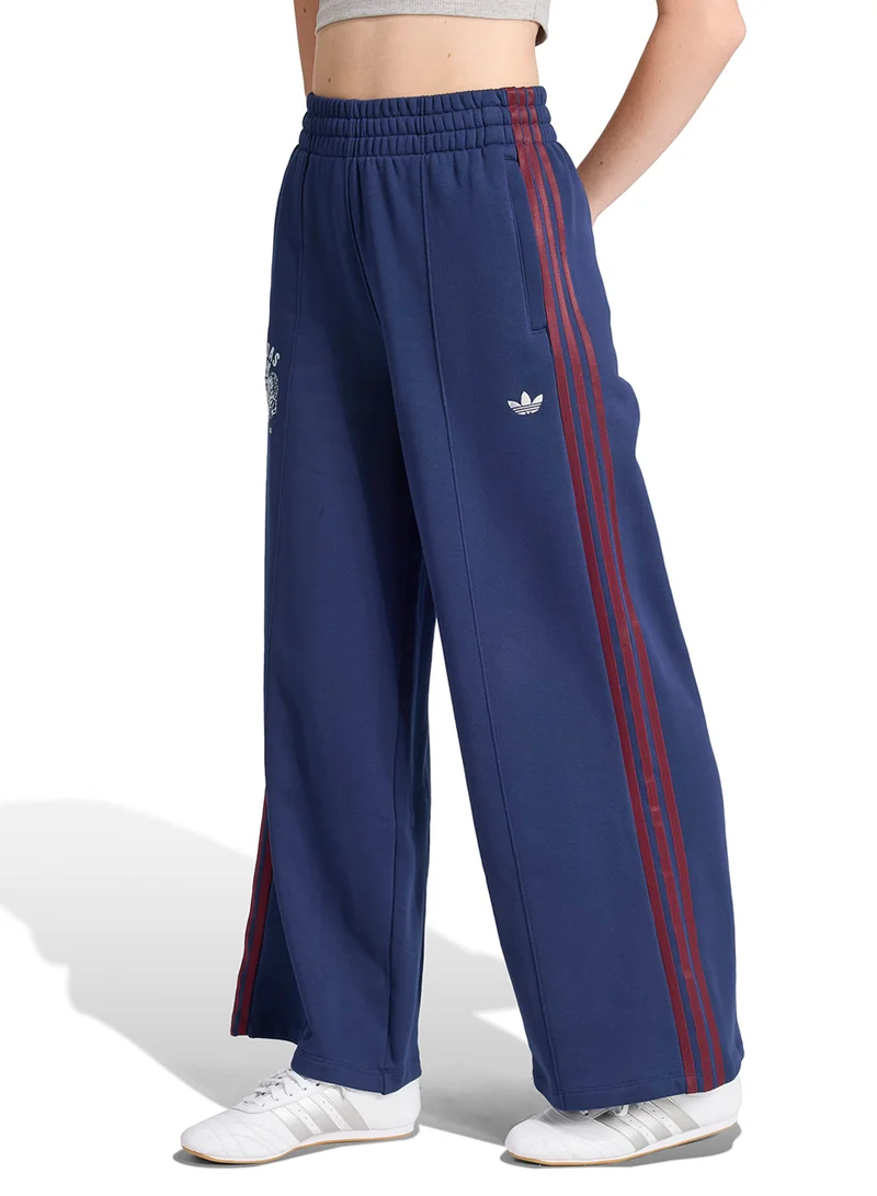 اديداس اوريجينالز Graphic Printed Sweatpants