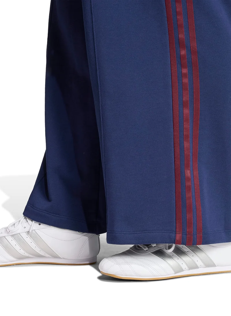 adidas Originals Graphic Printed Sweatpants