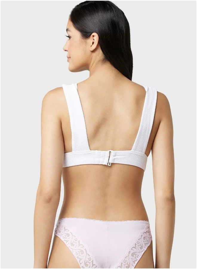 Isla & Evie High Leg Lace Detail Brief