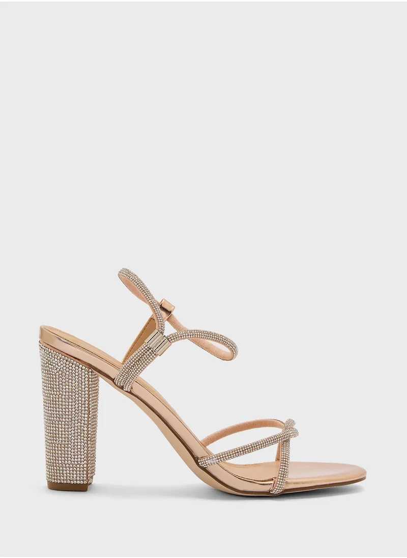 ترافل من نمشي Diamante Block Heel Sandal