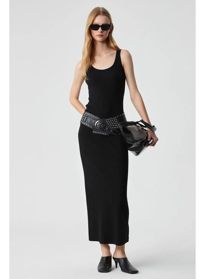 Ethiquet SOFUTEY Women's Slim Sleeveless Deep Neck Straight Leg Black Dress.