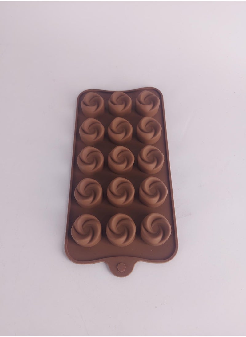 Generic - Silicone Mold for Chocolate, Candy and Ice Cubes (Random Shape) Multicolor - Image 1