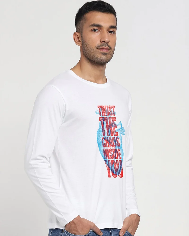 بيواكوف Men's White Trust The Chaos Graphic Printed T-shirt