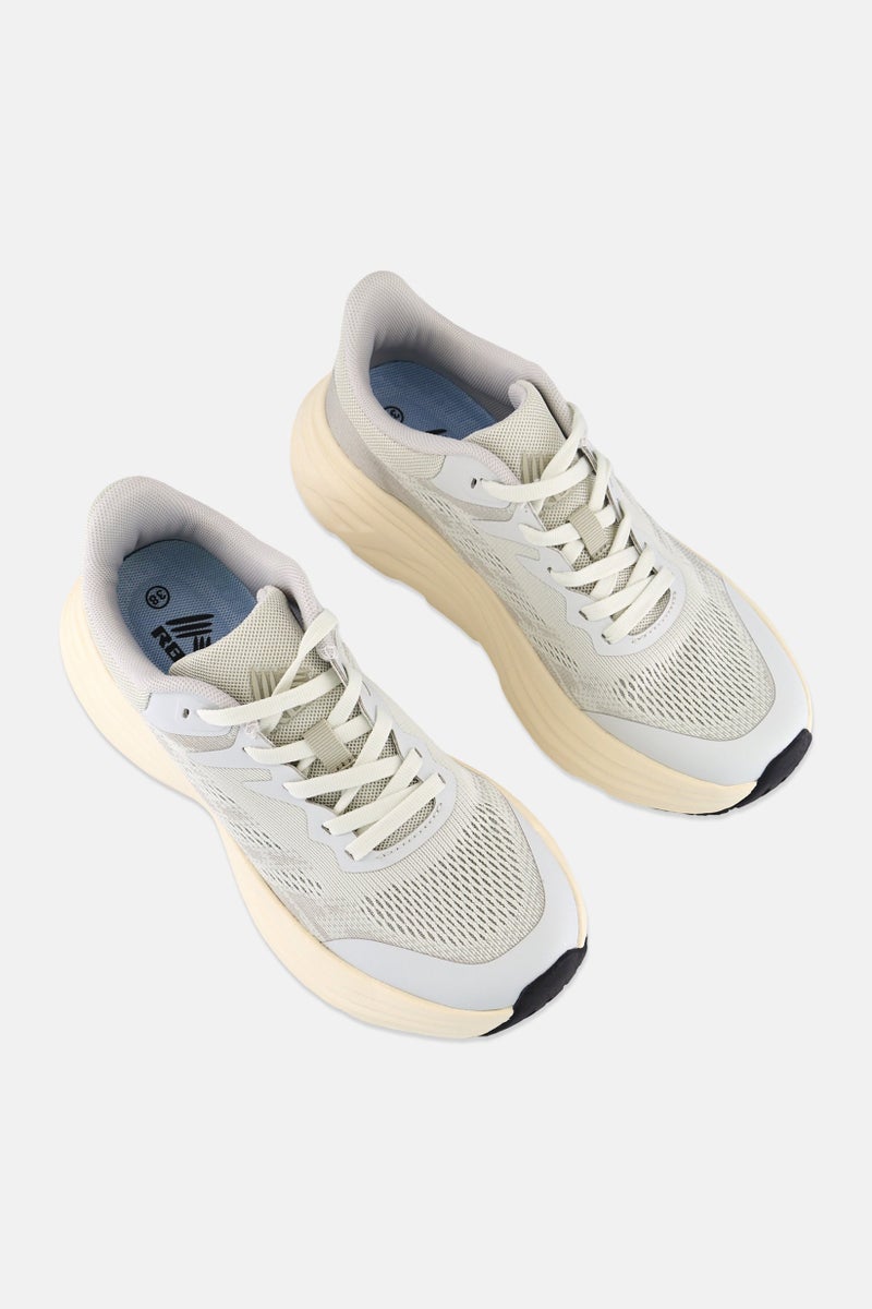 RBX أحذية خارجية للنساء بشعار العلامة التجارية، أبيض فاتح - Image 4