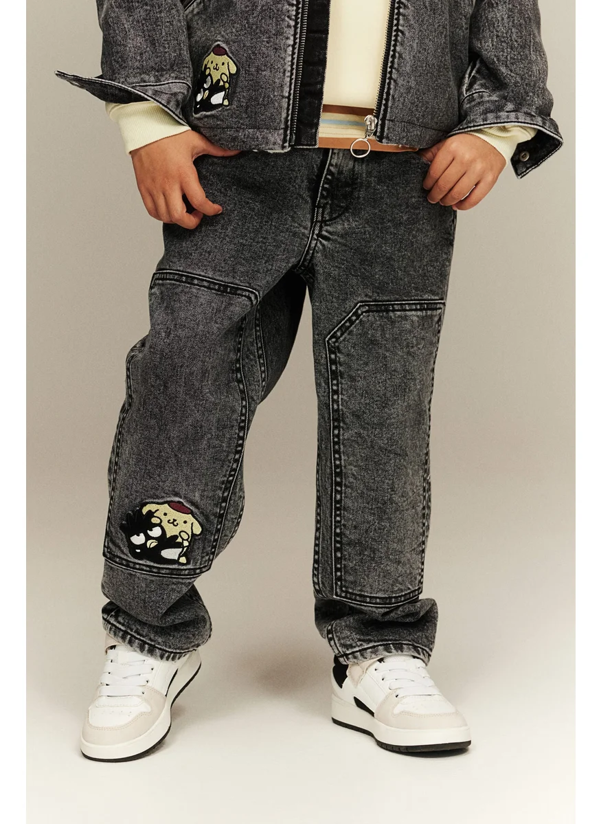 H&M Appliquéd Jeans