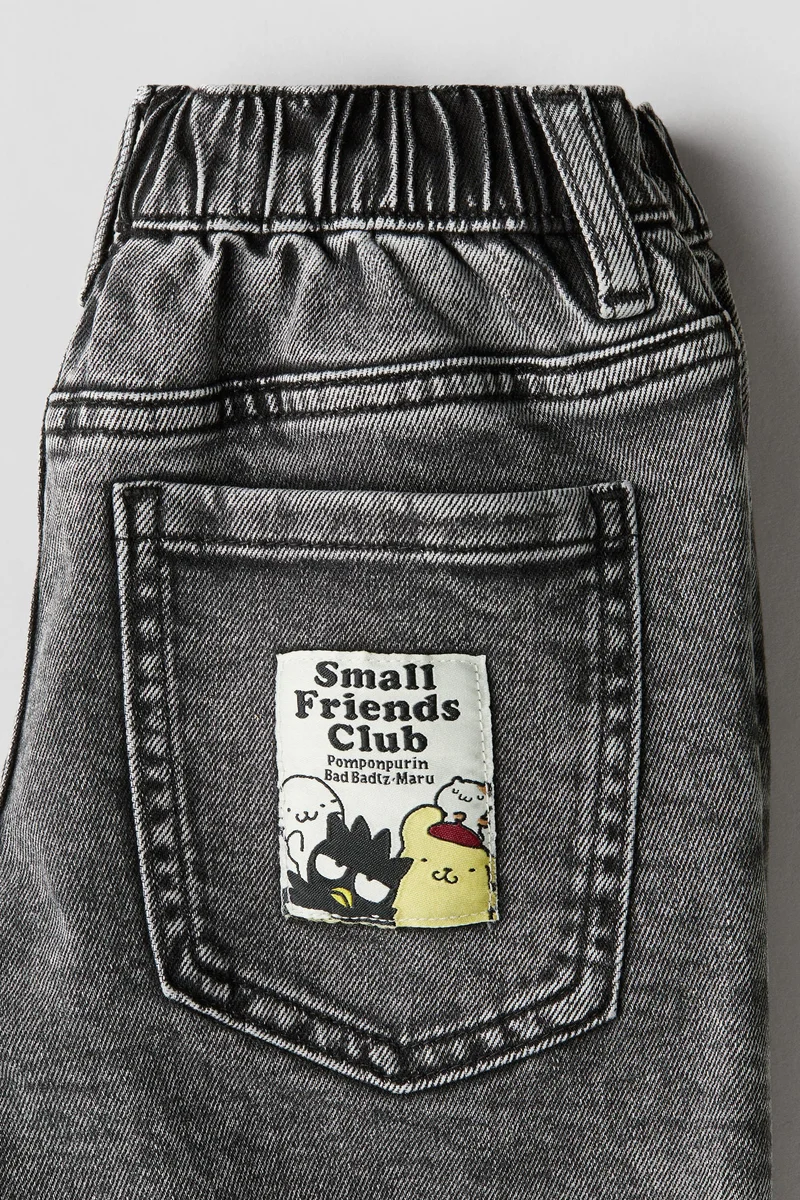 H&M Appliquéd Jeans