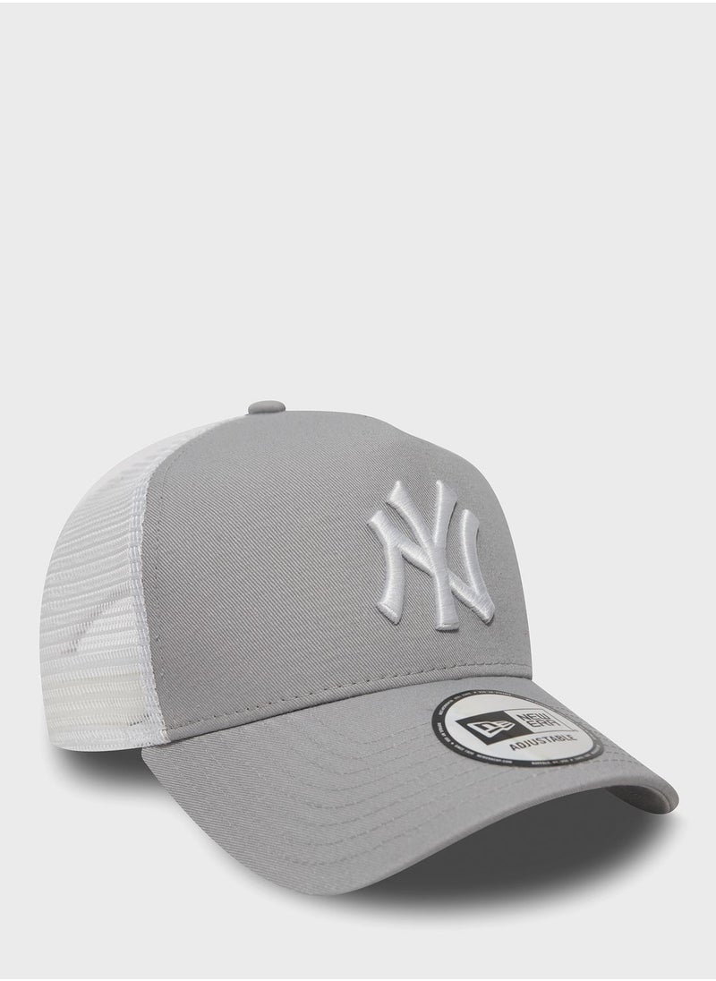 NEW ERA - New York Yankees Clean Trucker 2 Cap - Image 1