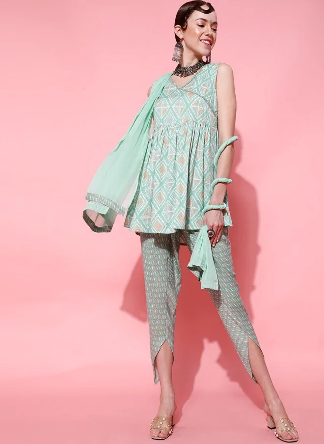 اندو ستريت Ethnic Motifs Printed Kurta Set for Women