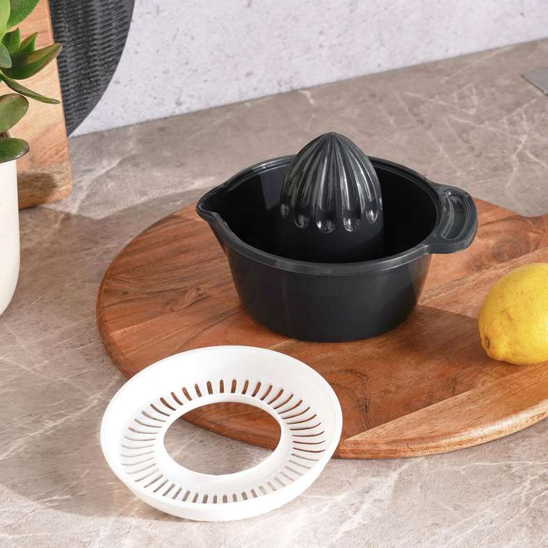 Pan Home Grey Orange Squeezer 400ml