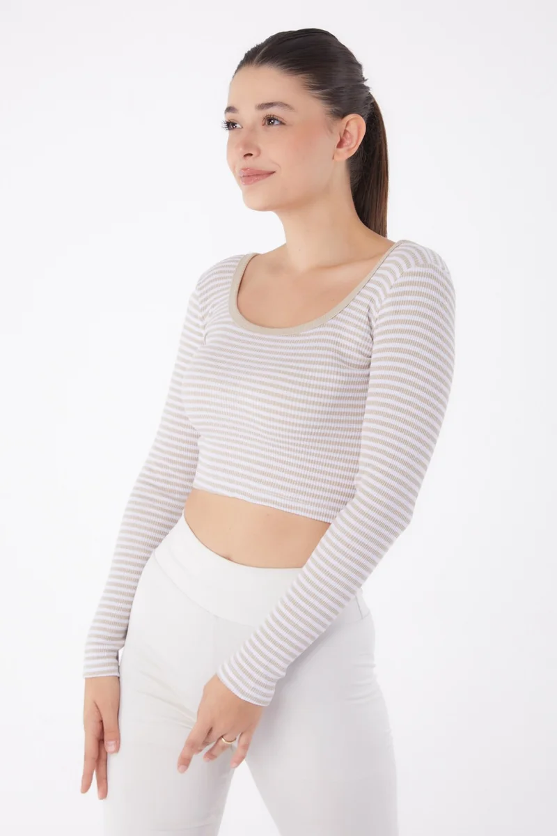 Tofisa Plain Medium Women's Beige Striped Crop - 26119
