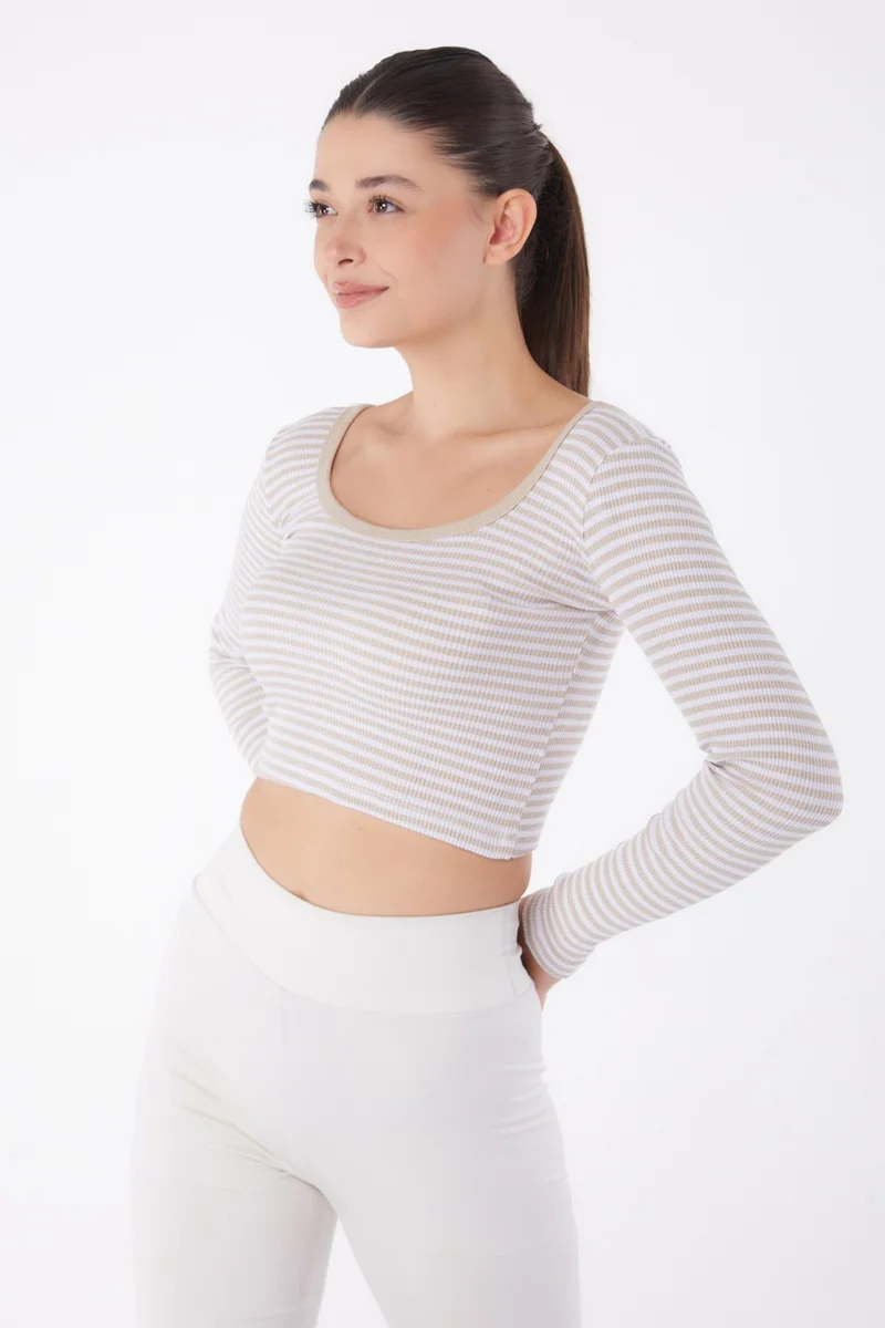 Tofisa Plain Medium Women's Beige Striped Crop - 26119