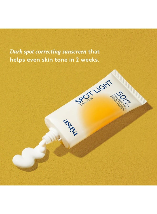 Asaya أسايا | واقي شمسي مزيل للتصبغات سبوت لايت بعامل حماية SPF50 PA++++ | نياسيناميد + خلاصة عرق السوس | خالٍ من الزيوت، لا يترك طبقة بيضاء، واقي شمسي يومي لجميع أنواع البشرة | 50 غرام - Image 2