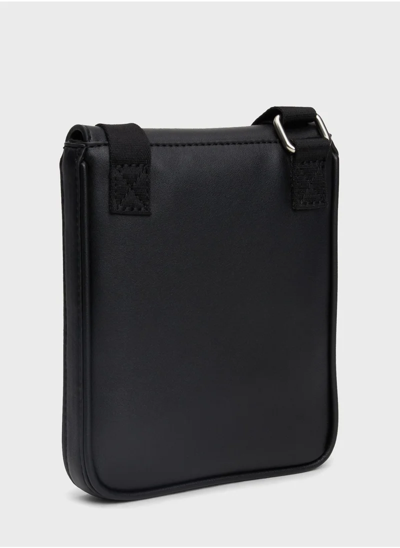 Calvin Klein Jeans Monogram Soft Phone Cb W/Gusset