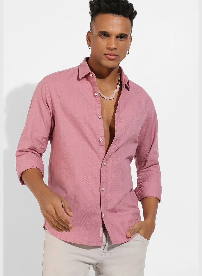 Campus Sutra Solid Spread Collar Long Sleeve Shirt