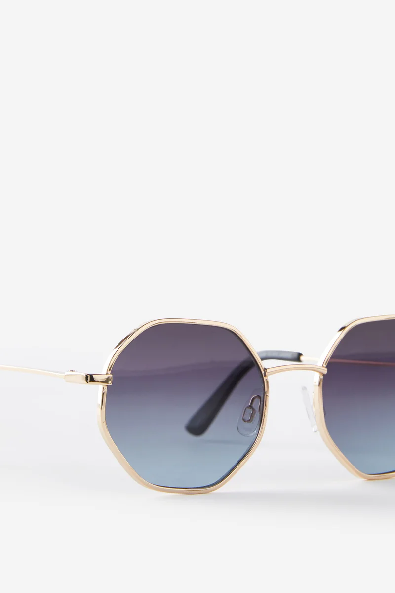 كوتون اون The Weekender Sunglasses