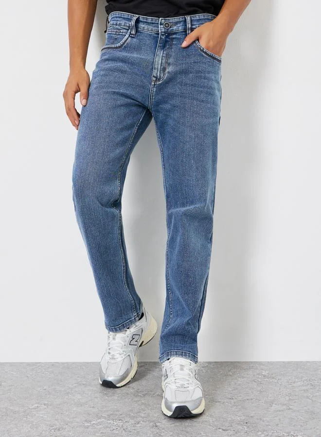 Men Regular Fit Mid Wash Jeans