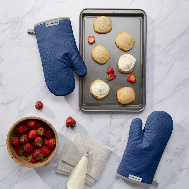 KitchenAid Asteroid Oven Mitt Set, 7"x12.5", Blue Willow, 2 Piece - Image 2