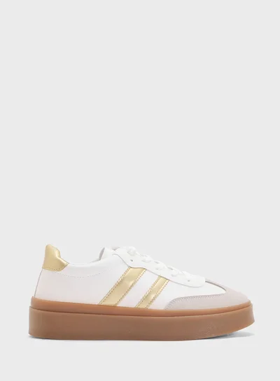كلاوس Striped Sneaker