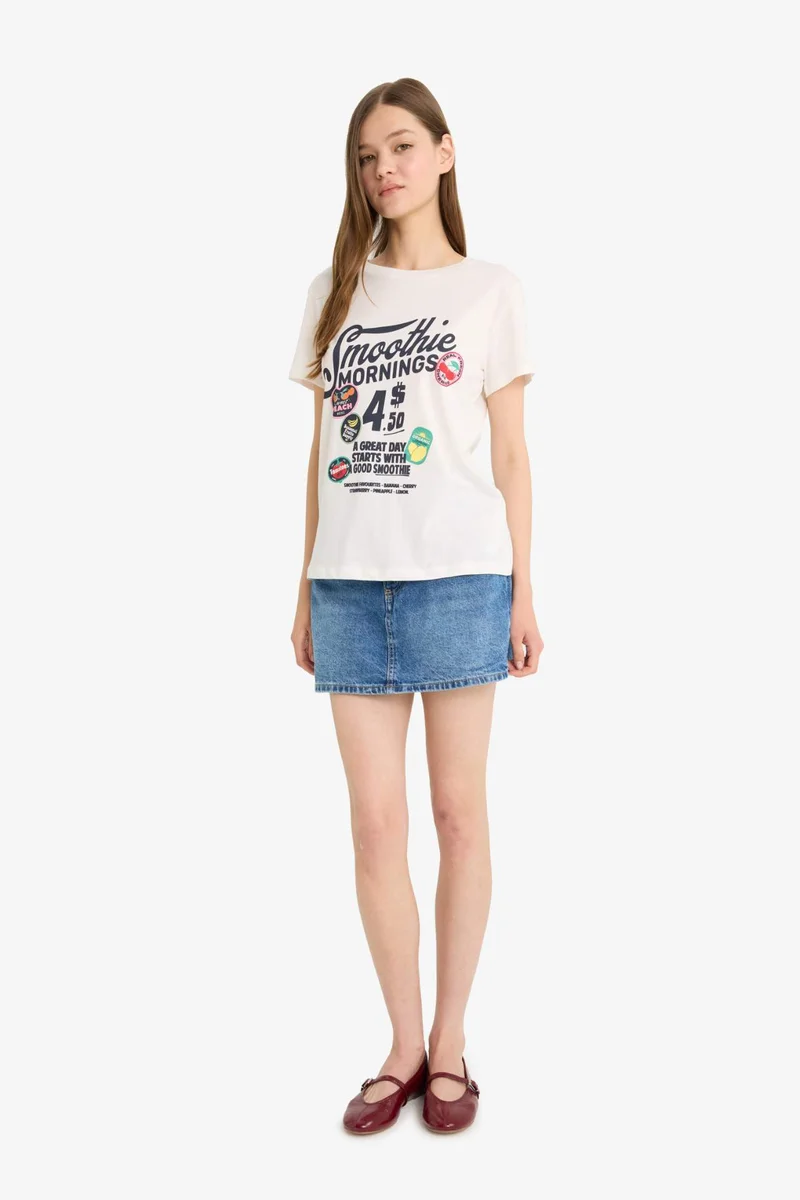 ديفاكتو Regular Fit Crew Neck Printed Short Sleeve T-Shirt