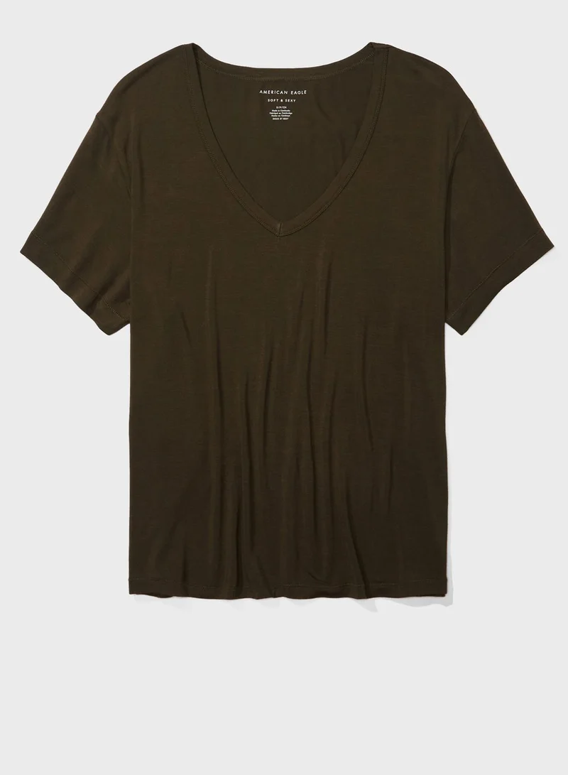 American Eagle V-Neck T-Shirts
