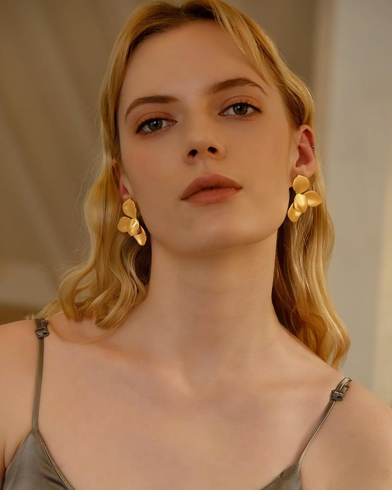 FAUTHENTICUTE Gold Flower Earrings For Women 4pcs Statement Floral Petal Dangle Earrings Chunky Hypoallergenic Leaf Earring - Image 3