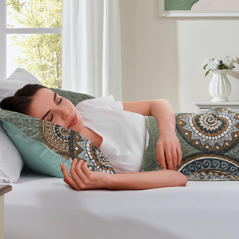 LEAONME 3 Pieces King Size Olive Green Quilt Set Lightweight Oversized Bedspread 98''x106'' Soft Microfiber Floral Coverlet Luxurious Warm Bed Cover for All Seasons (1 Quilt, 2 Pillow Shams) - Image 5