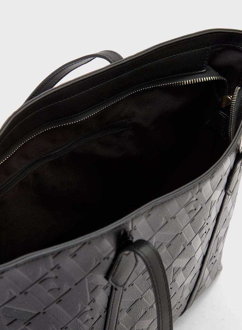 ايلا حقيبة يد بنقش شعار - Image 5