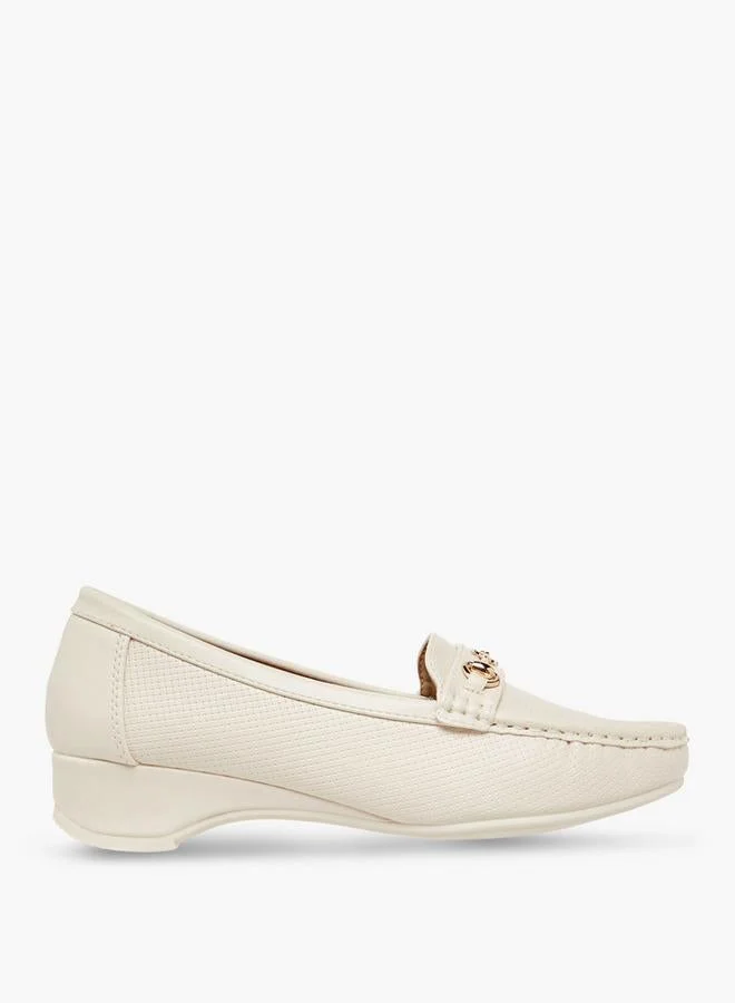 Women Buckle Accent Loafers