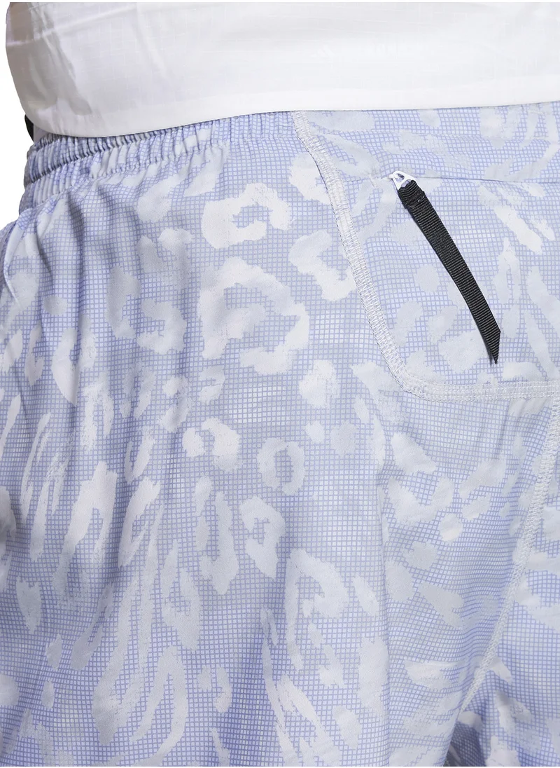 اديداس Own The Run 3 Stripe Shorts