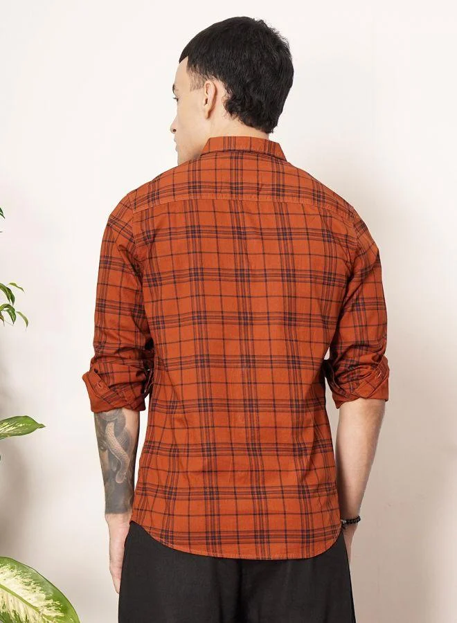 The Indian Garage Co Men Slim Fit Checkered Full Sleeves Cutaway Collar Casual Shirt