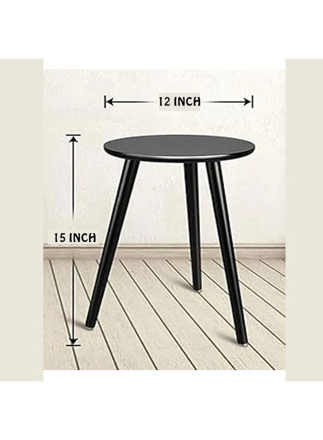 Small side table with a modern design in black - Image 3