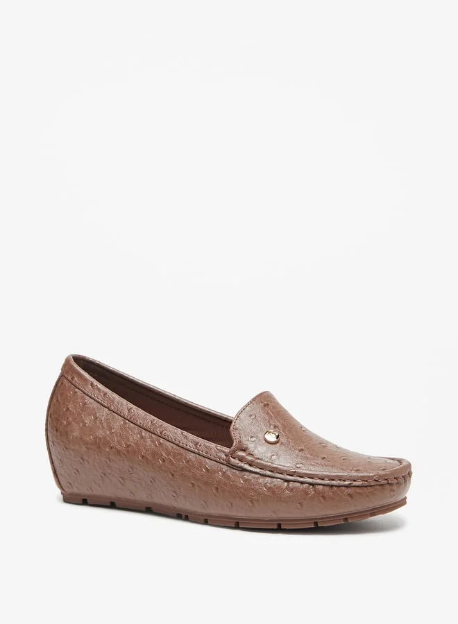 فلورا بيلا من شو إكسبرس Women's Textured Slip-On Wedge-Heeled Moccasins
