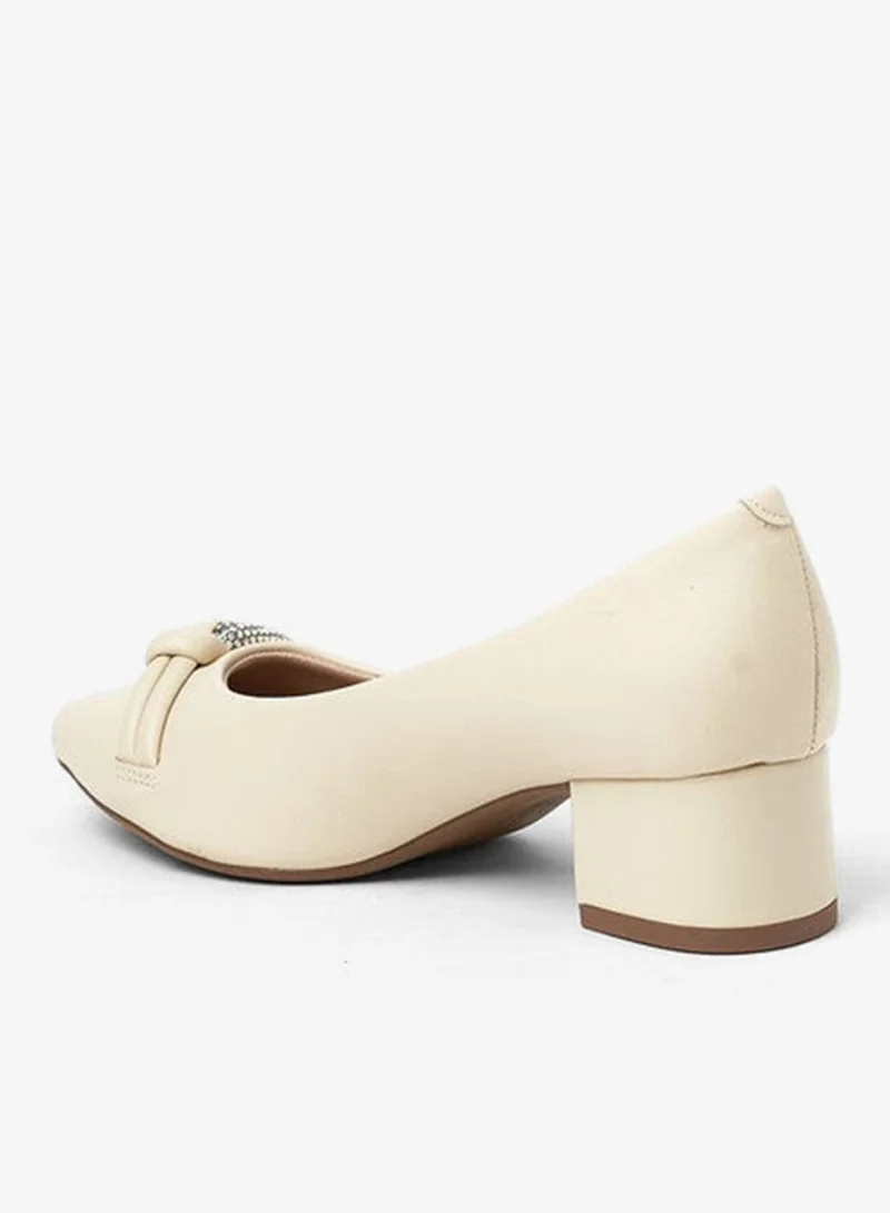 Beira Rio Cream Low Heels Pump for Women – Elegant Office Heel Shoes & Classic Pumps for Girls for Women | Best Price UAE