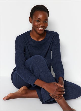 Plain Pajama Set - pzsku/ZCAC8F8ED0D026744E56AZ/45/_/1739718372/fa59dc38-246c-48fb-a2b8-283951321884