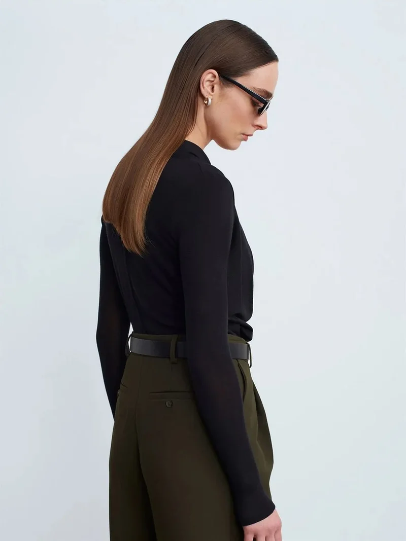 Dilvin Dilvin Slim-fit Wool Cowl Neck Blouse