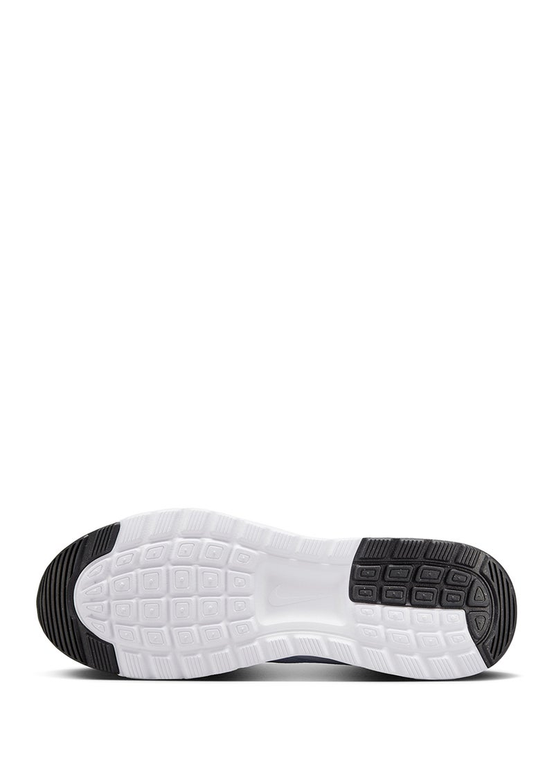 Nike - Air Max Nuaxis - Image 1