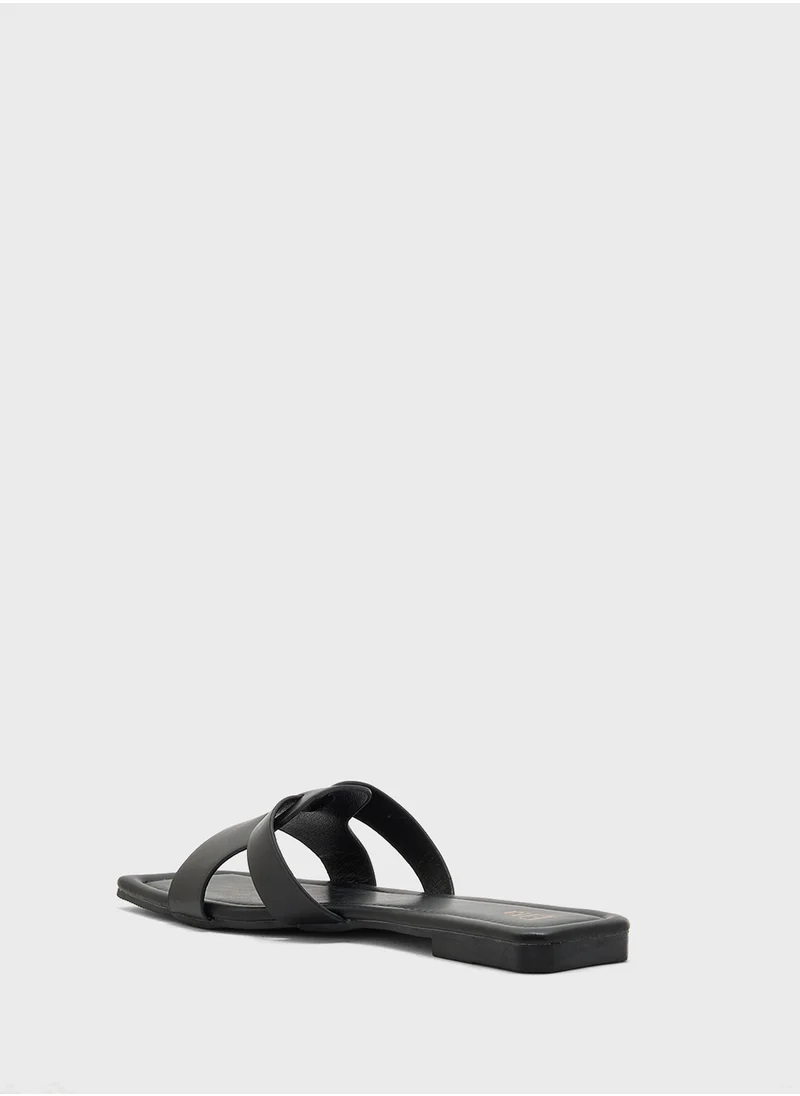 ايلا Ladies Flat Sandal