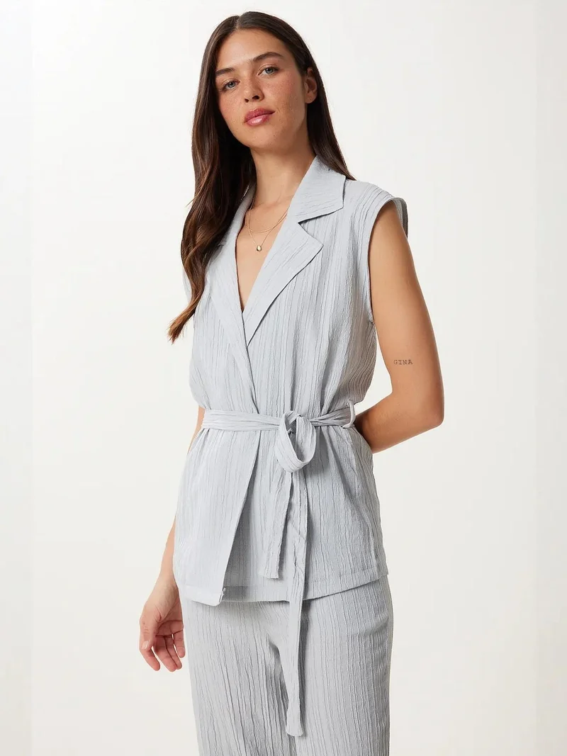 السعادة في إسطنبول ISTANBUL High Waist Two-Piece Set with Shirt Collar and Wide Leg Pants