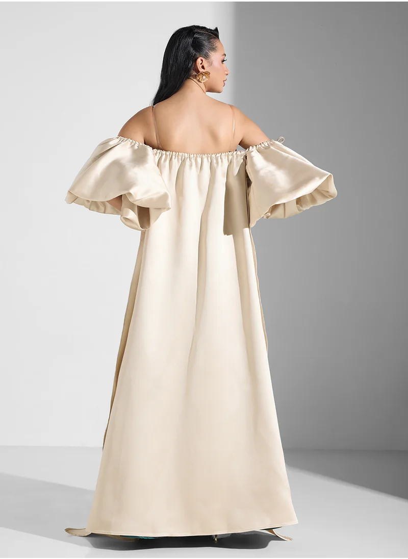 Namshi x Dress With Puff Sleeve Detachable Cape