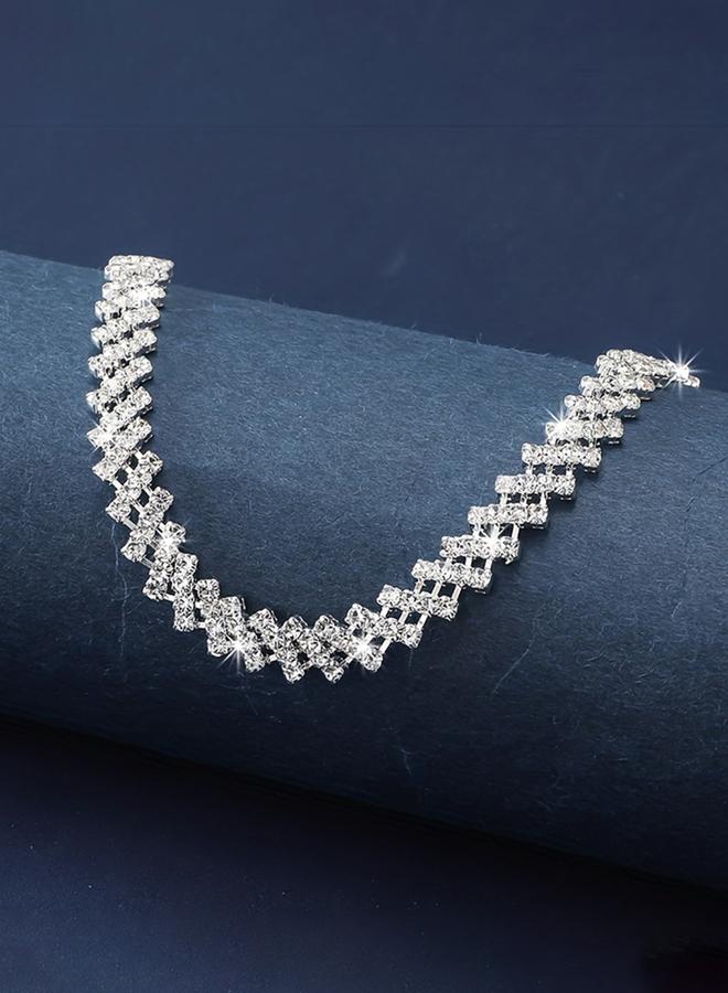 Styli Silver Embellished Link Necklace - Image 5