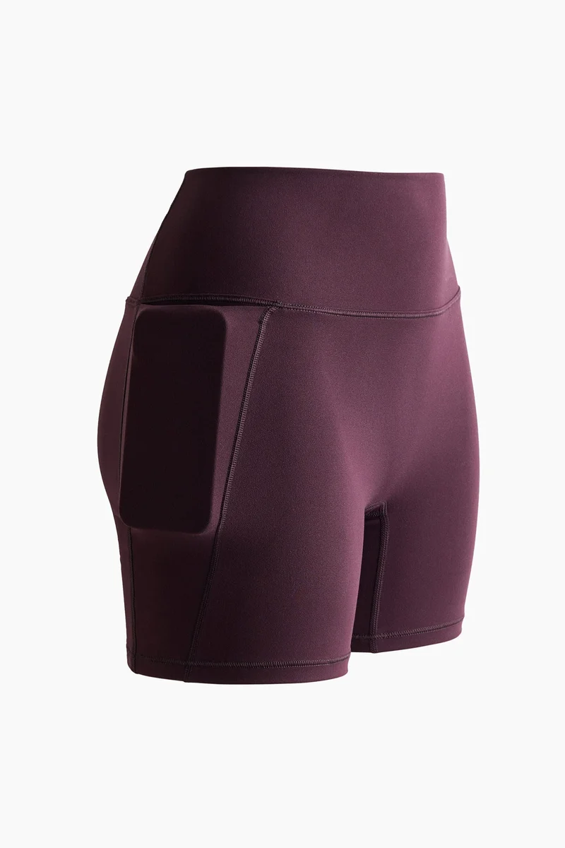 اتش اند ام شورت رياضي ضيق من نسيج سوفت موف