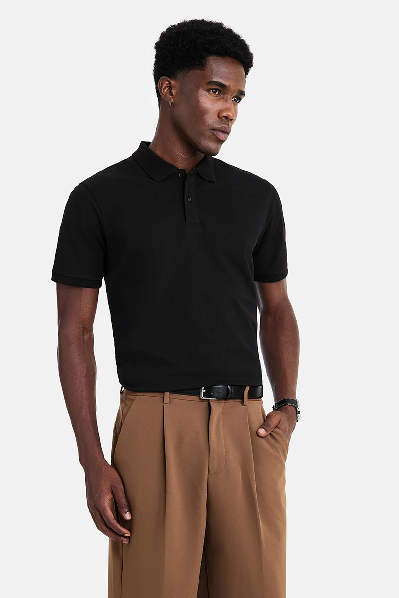 SNITCH Black Black Solid Half Sleeve Regular Fit Casual T-Shirt for Men | Best Price UAE