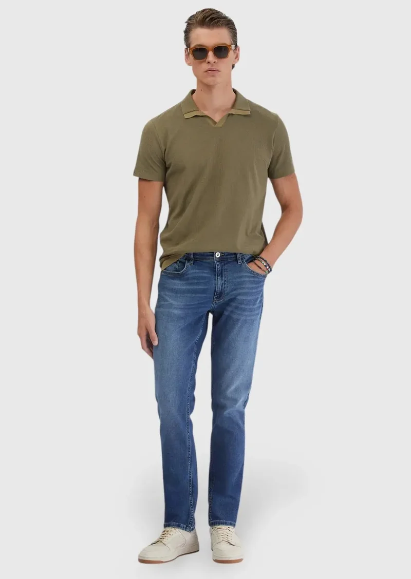 رامسي بنطال جينز ضيق من مزيج القطن بلون النيلي