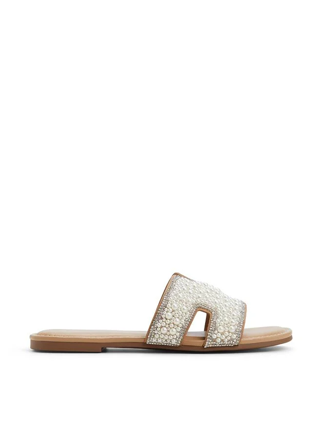Call it Spring Kamiko Ladies White Flat Sandals