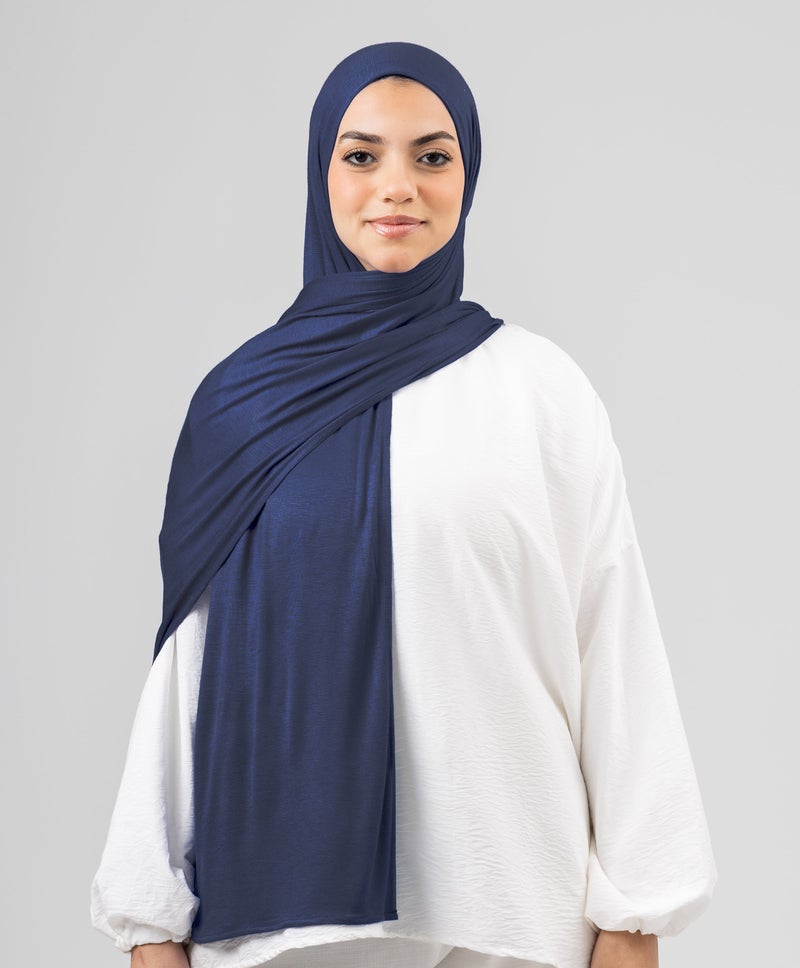 طرحة نيفي أنيقة من ليكرا