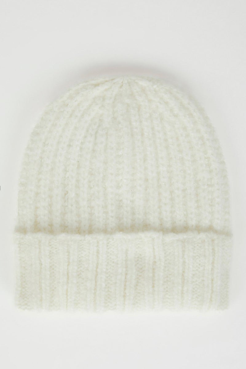 DeFacto Woman Knitwear Beanie  - Image 2