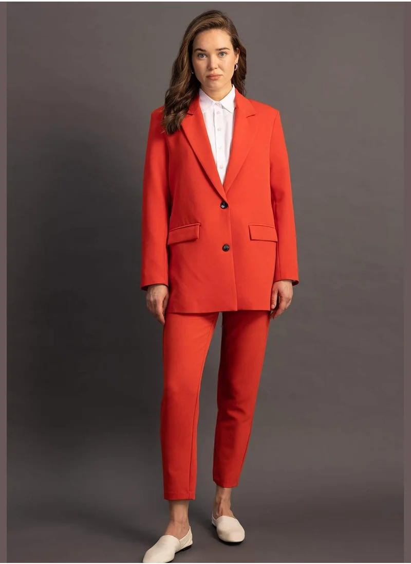 ديفاكتو Woman Carrot Fit Woven Trousers