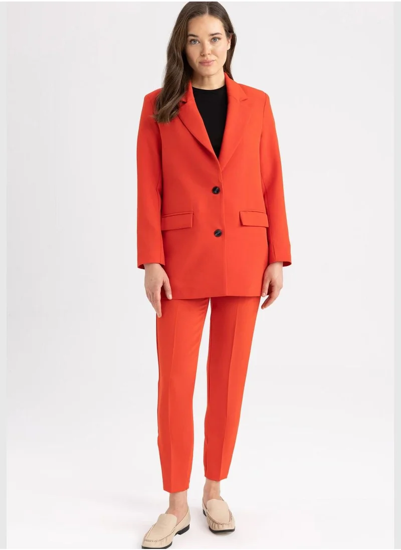ديفاكتو Woman Carrot Fit Woven Trousers