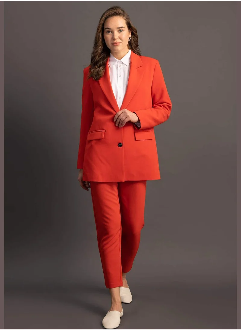 ديفاكتو Woman Carrot Fit Woven Trousers