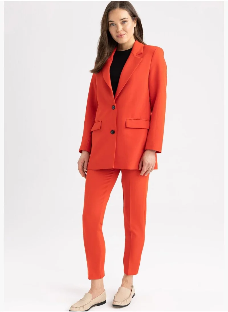 ديفاكتو Woman Carrot Fit Woven Trousers